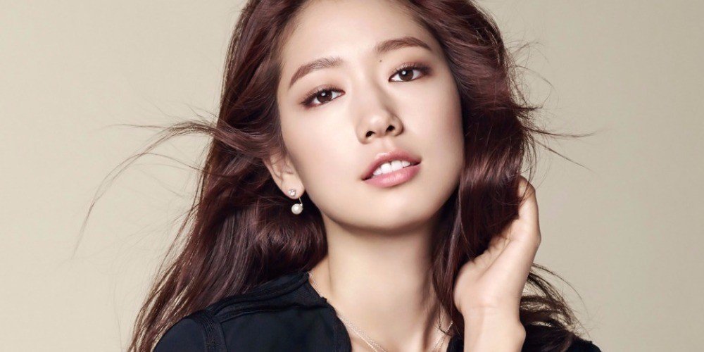 Park Shin Hye: Multitalenta dan Kecantikan Natural
